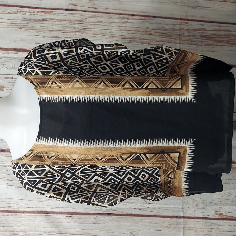 Ruby Rd Abstract Batwing Southwest Style Blouse & Tank - Picture 6 of 13
